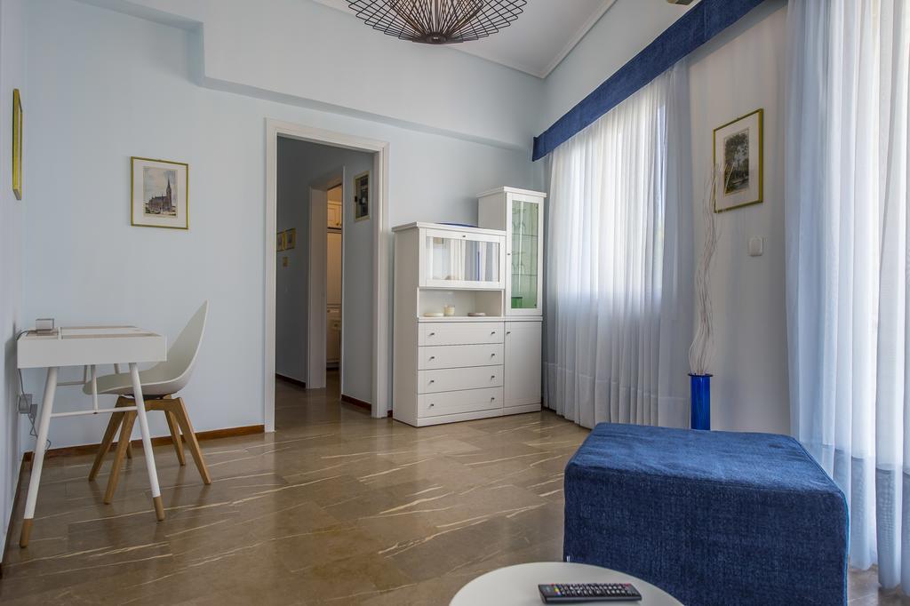Starapartment Athens-varkiza 1 *