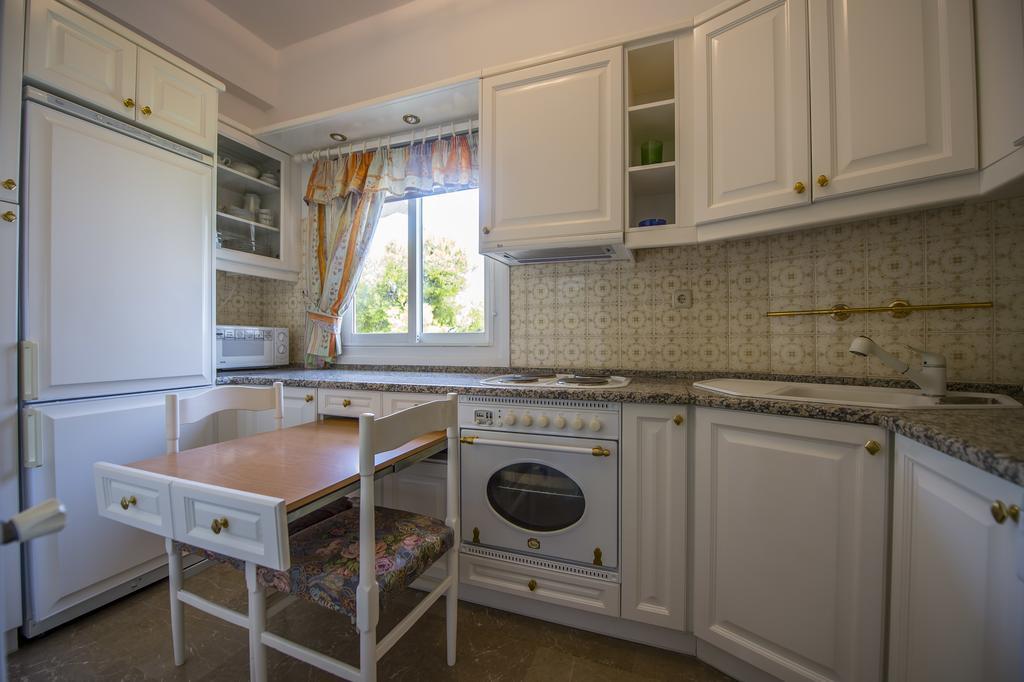 Starapartment Athens-varkiza 1 Apartment